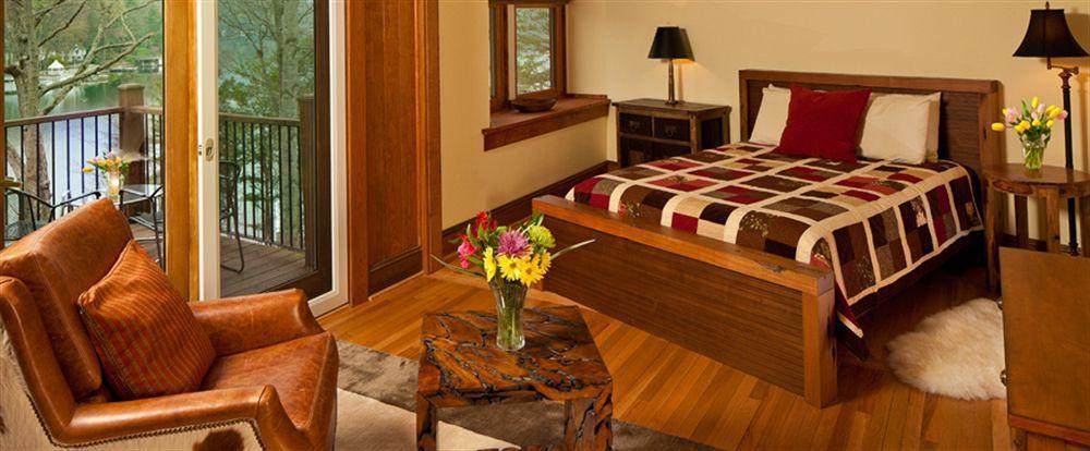 Lodge On Lake Lure Exterior foto